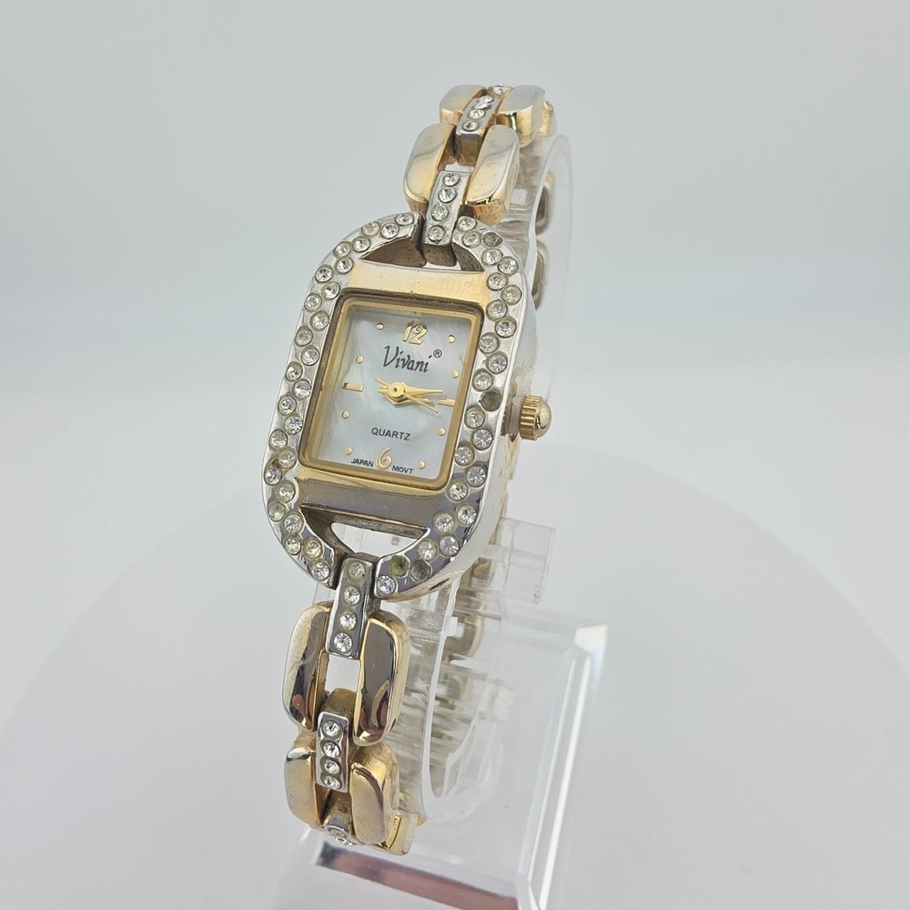 Vtg‎ VIVANI Ladies Watch Mother Of Pearl Dial Crystal Accented Gold Plate 7.5"